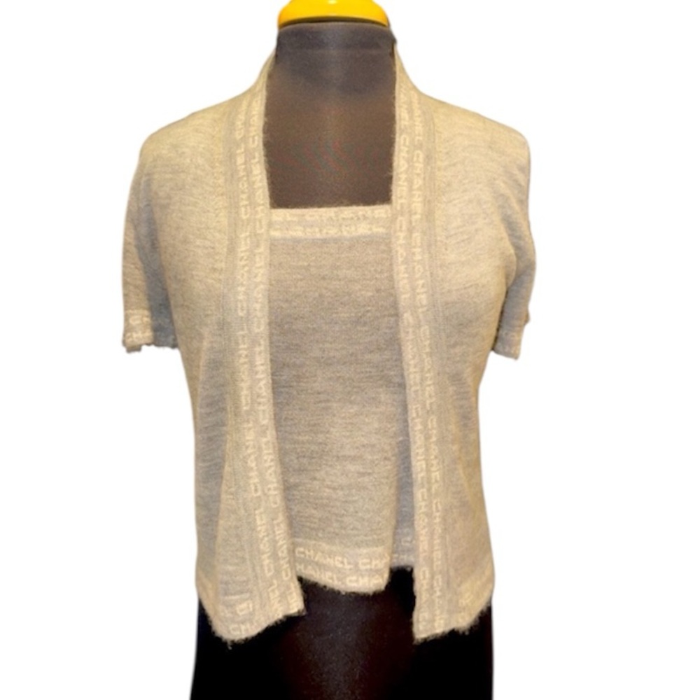 CHANEL 2 PIECE CASHMERE TOP